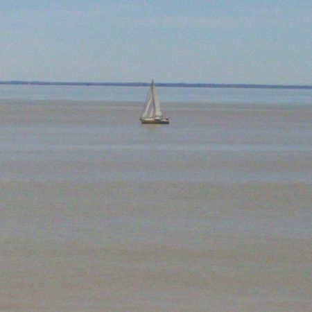 Appartamento Entre Estuaire Et Citadelle Blaye Esterno foto